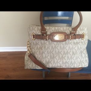 Michael Kors purse